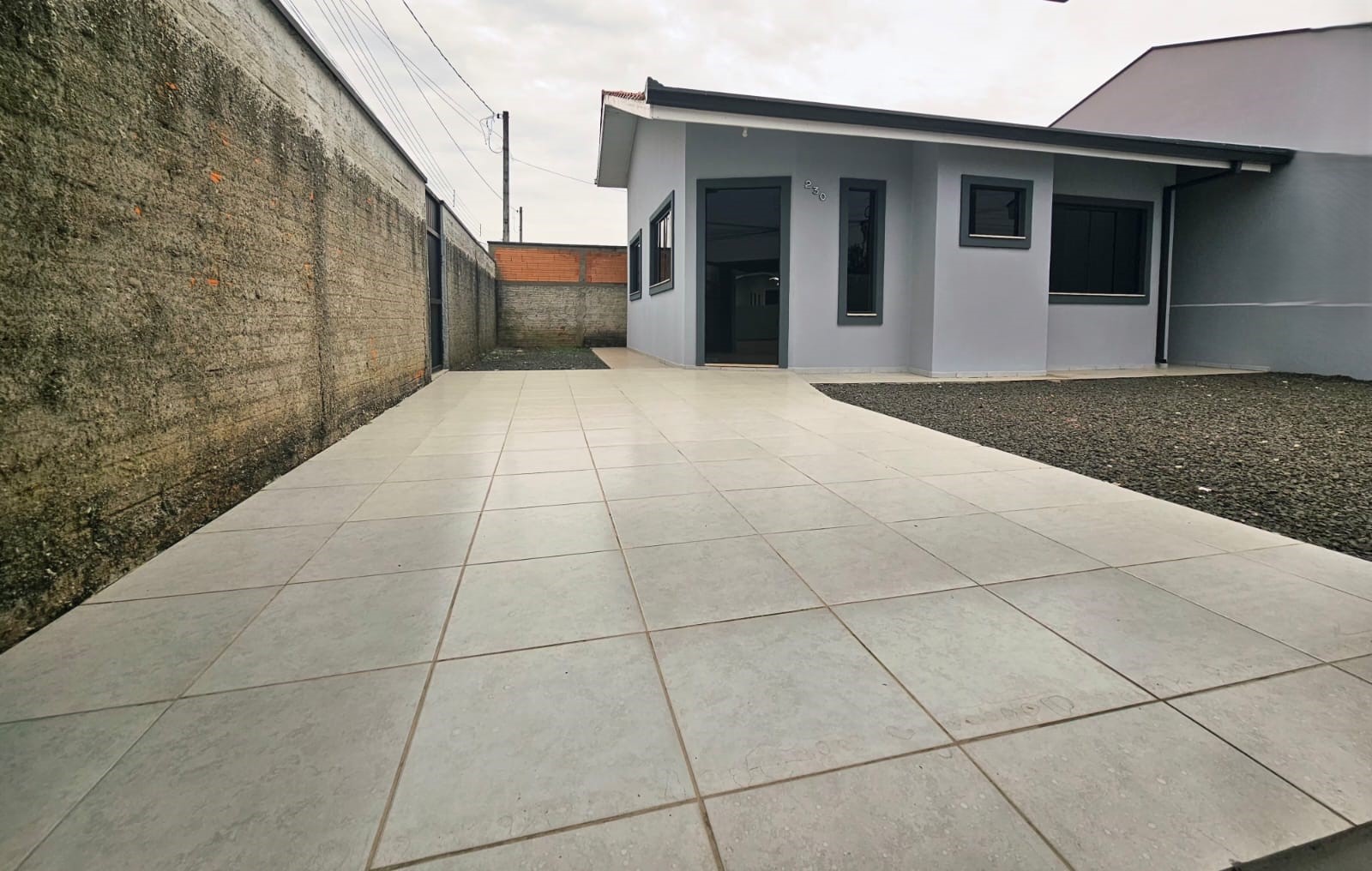 Casa a Venda - Imagem 1